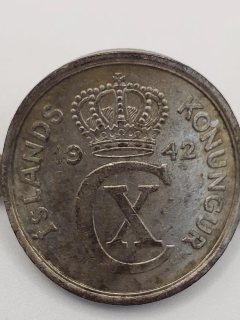 A Vintage IRELAND (KONUNGUR) Coin Bracelet, item # B-1195, . wt. 21 grams.